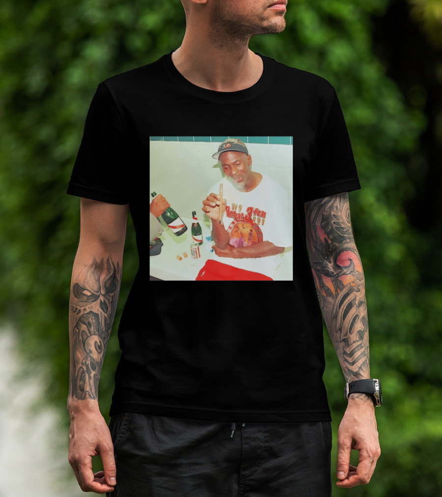 Michael Jordan Repeat 3 Peat Celebration Chicago Bulls Basketball T-Shirt