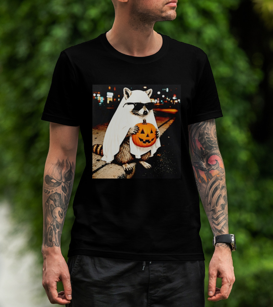 Raccoon Ghost Sunglasses Pumpkin Halloween Street Scene T-Shirt