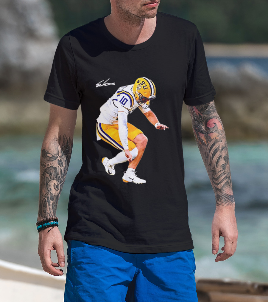 Joe Burrow LSU Tigers Number 10 Football Player Signature T-Shirt