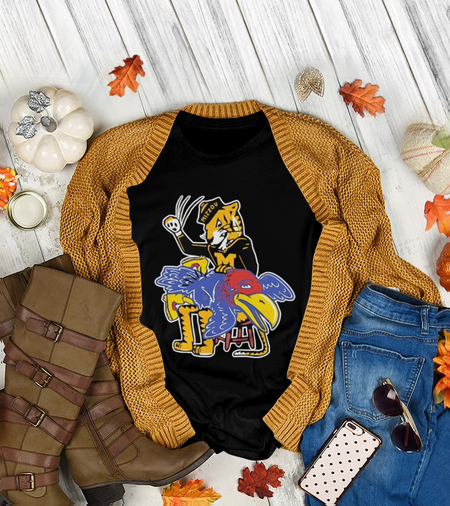 Mizzou Tigers Vs Kansas Jayhawk Rivalry Cartoon T-Shirt