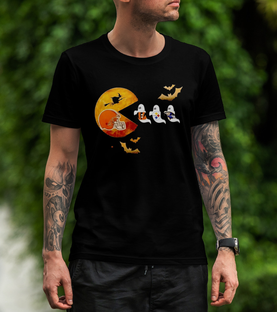 Cleveland Browns Pac Man Vs Bengals Steelers Ravens Halloween Battle T-Shirt
