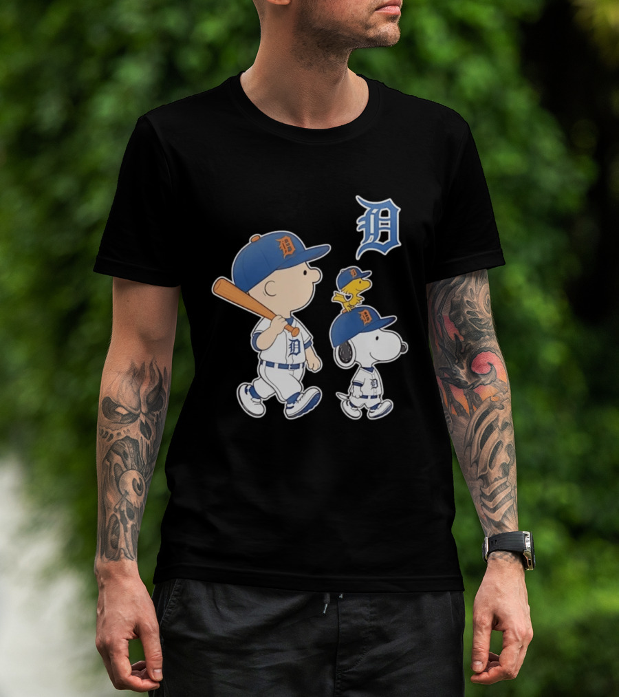 Charlie Brown Snoopy Woodstock Detroit Tigers Baseball Peanuts T-Shirt