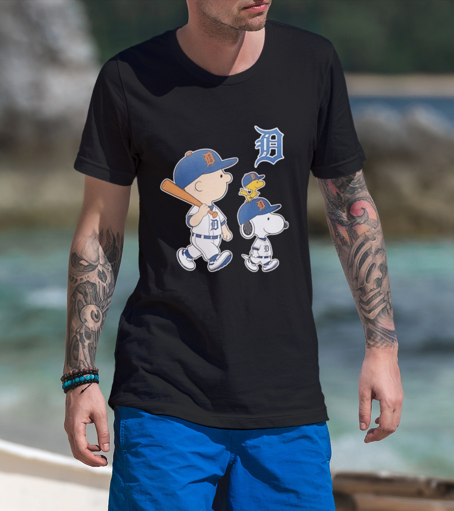 Charlie Brown Snoopy Woodstock Detroit Tigers Baseball Peanuts T-Shirt