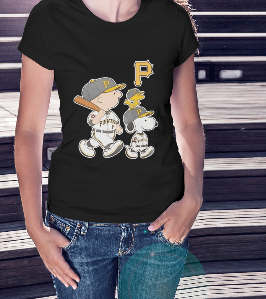 Woodstock Snoopy Charlie Brown Pittsburgh Pirates Baseball P T-Shirt