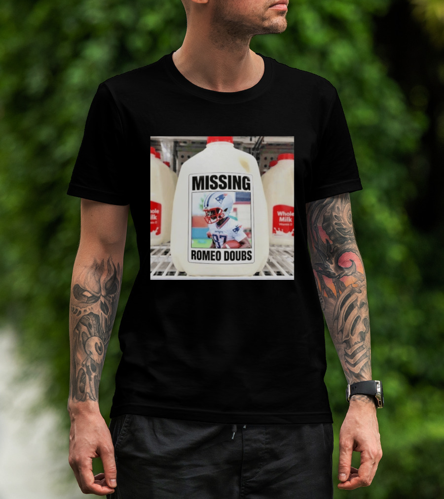 Missing Romeo Doubs Football Milk Carton With Patriots Helmet Image T-Shirt