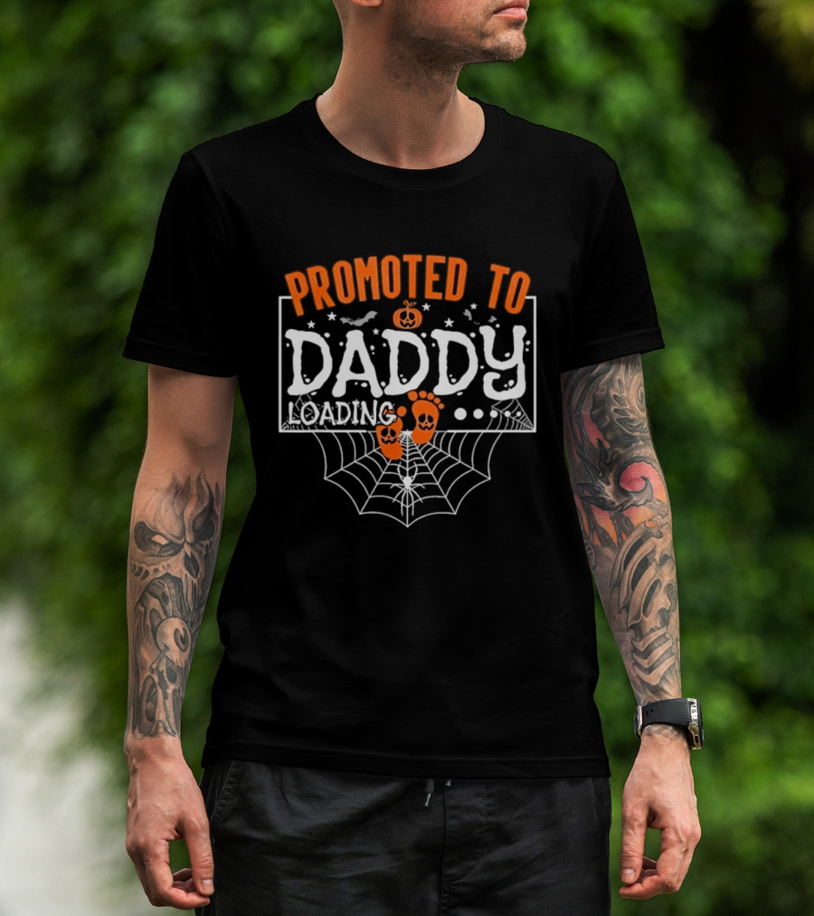 Promoted To Daddy Loading Halloween Pumpkin Baby Announcement T-Shirt
