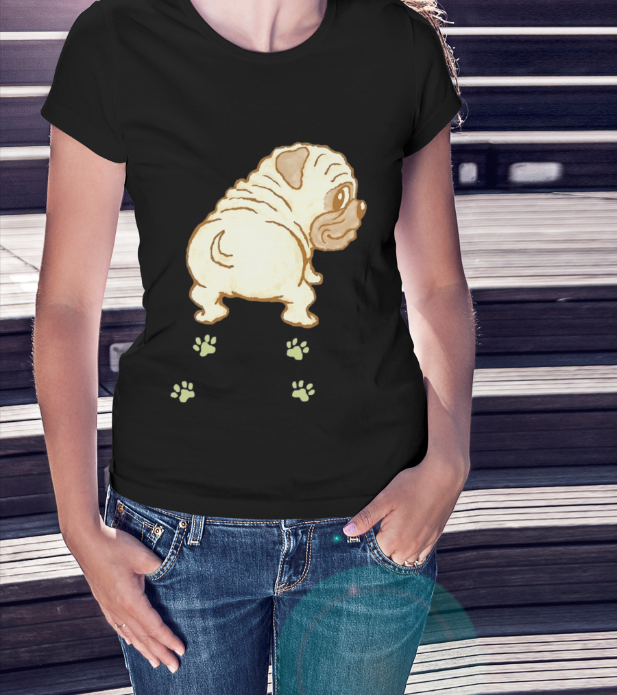 Pug Looking Back With Paw Prints Dog Cute Canine T-Shirt