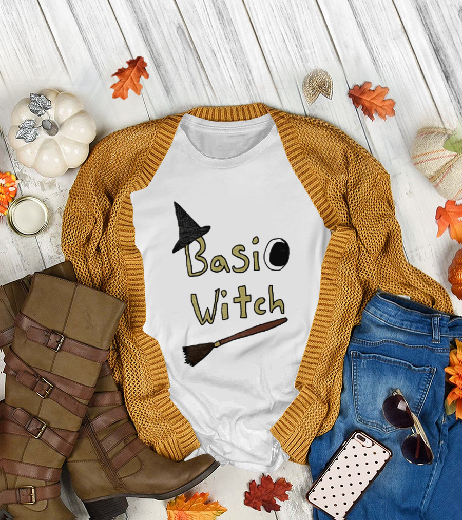 Basic Witch Halloween Witch Hat Broomstick T-Shirt