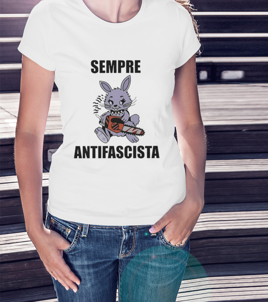 Sempre Antifascista Bunny Chainsaw T-Shirt