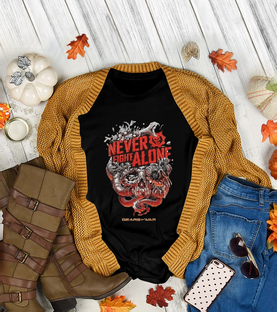Gears Of War Never Fight Alone Skull Floral Snake T-Shirt