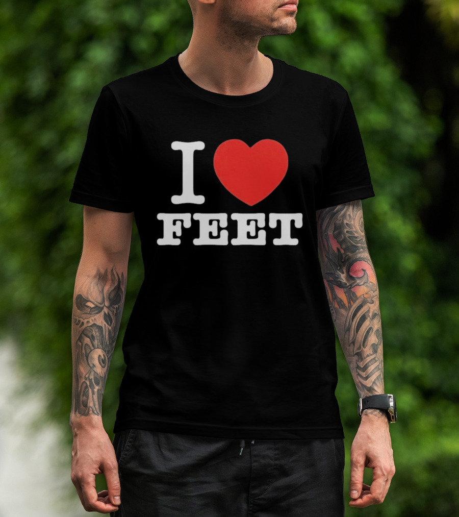 I Love Feet Humor Red Heart Foot Fetish Fun T-Shirt