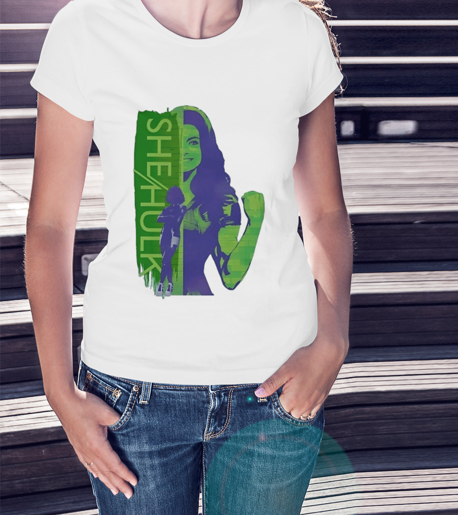 She Hulk Marvel Superhero Jennifer Walters Comic Style Heroic Pose T-Shirt