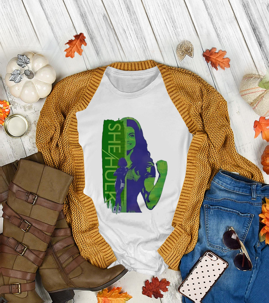 She Hulk Marvel Superhero Jennifer Walters Comic Style Heroic Pose T-Shirt