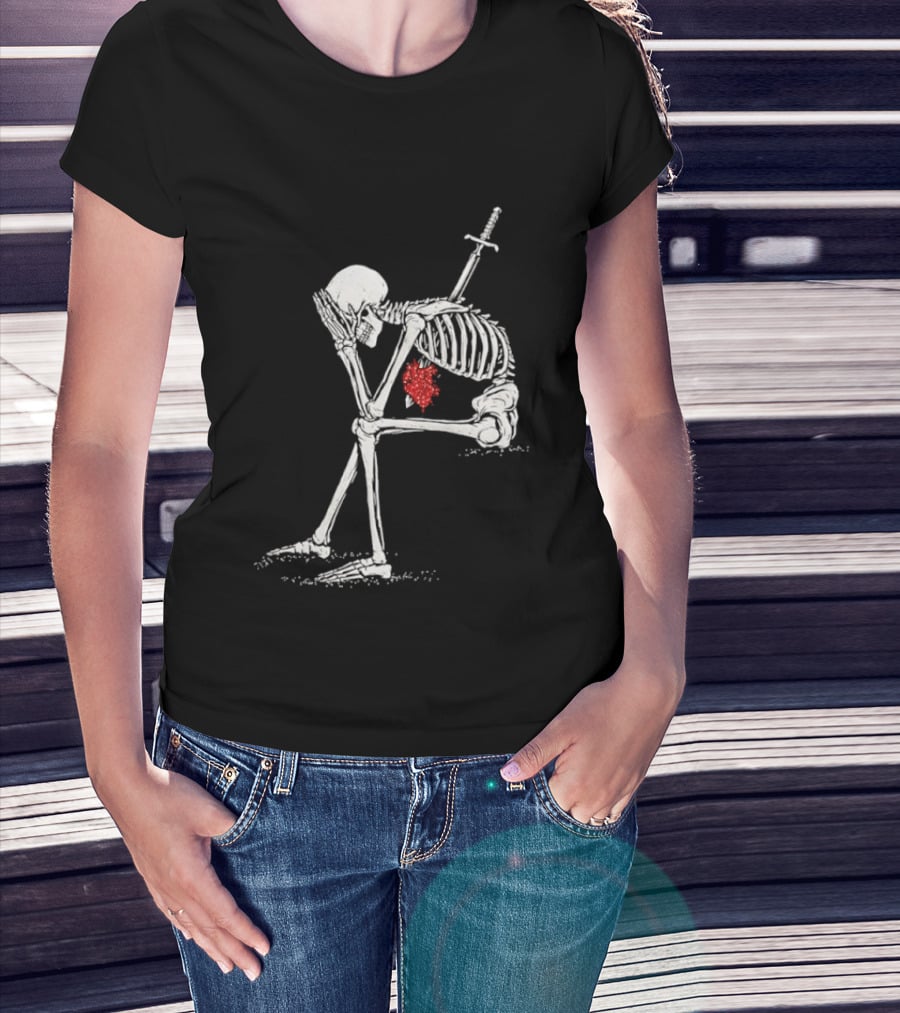 Sad Skeleton With Sword And Bleeding Heart Drawing T-Shirt