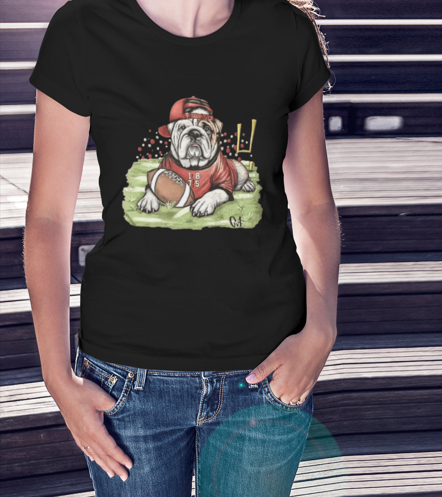 Georgia Bulldogs Football 1875 Bulldog With Cap And Football T-Shirt