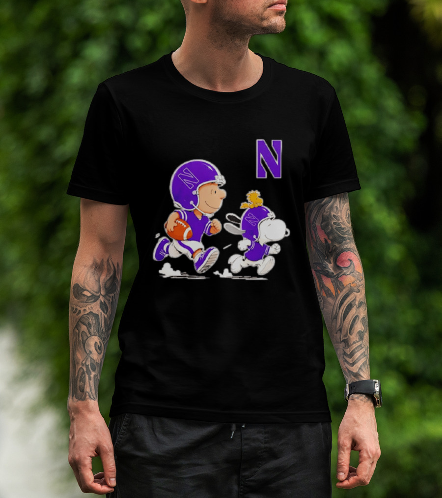 Northwestern Wildcats Charlie Brown Woodstock Snoopy Football Running T-Shirt