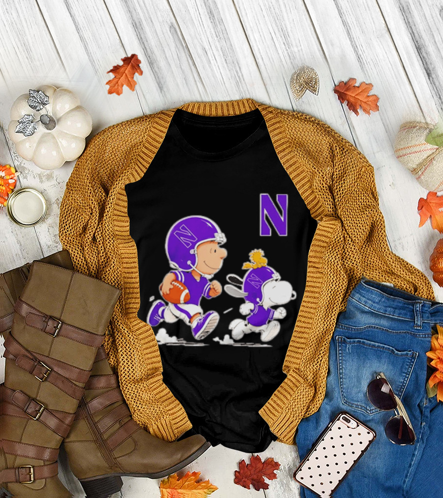 Northwestern Wildcats Charlie Brown Woodstock Snoopy Football Running T-Shirt