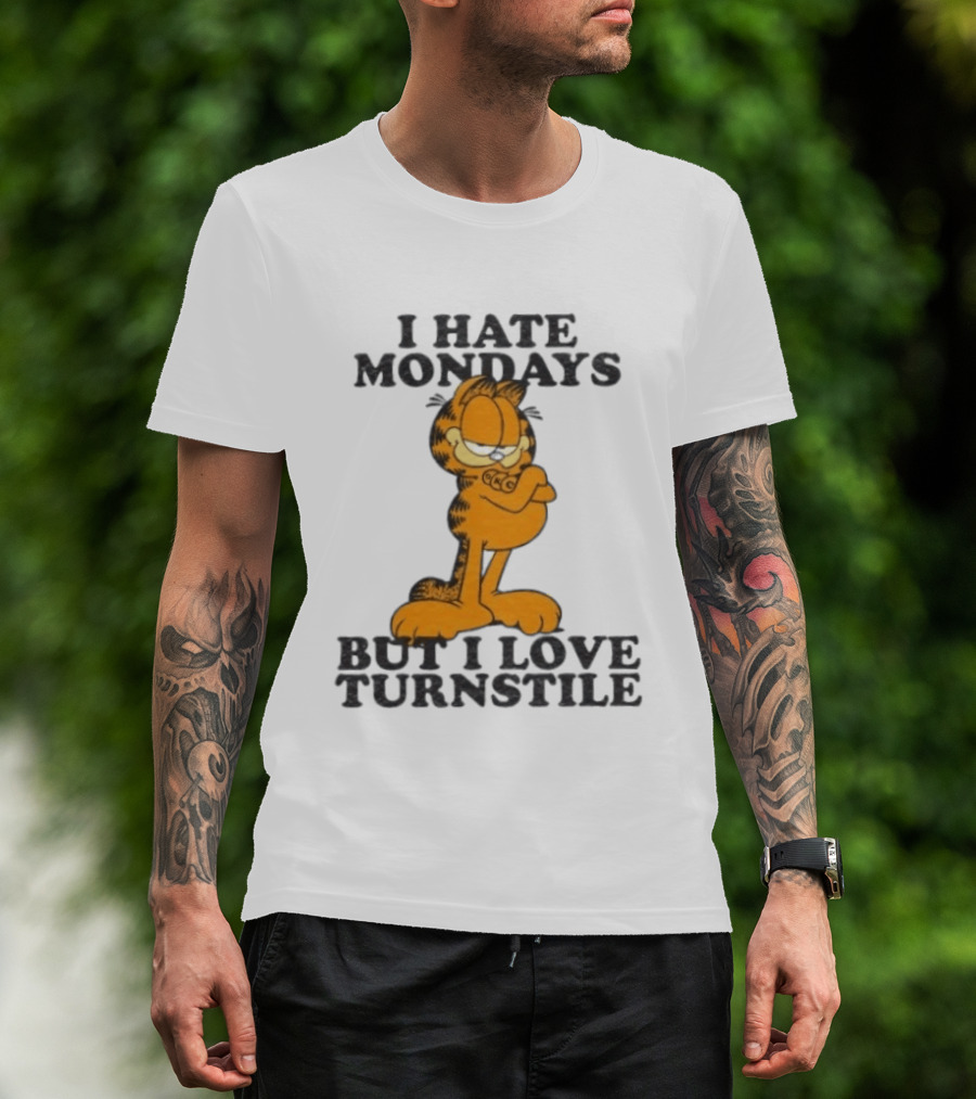 I Hate Mondays Lasagna Cat Love Turnstile T-Shirt