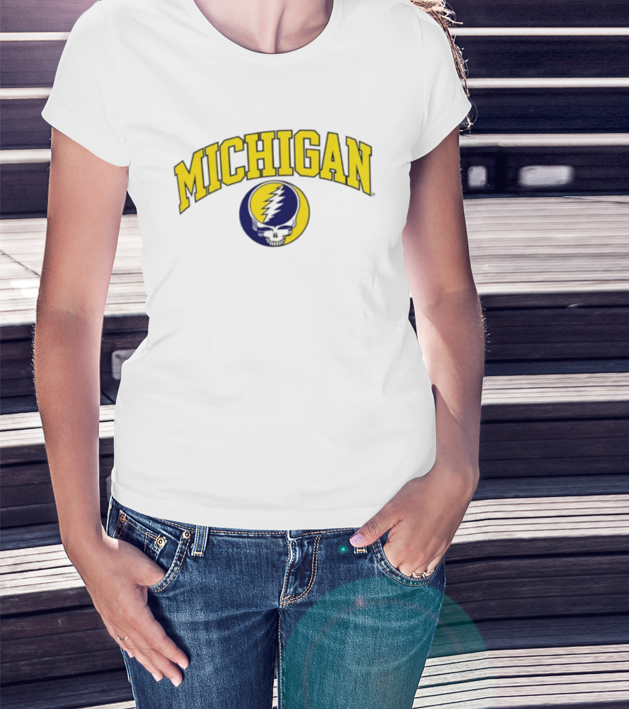 Michigan Wolverines Grateful Dead 2026 Collaboration Lightning Skull T-Shirt