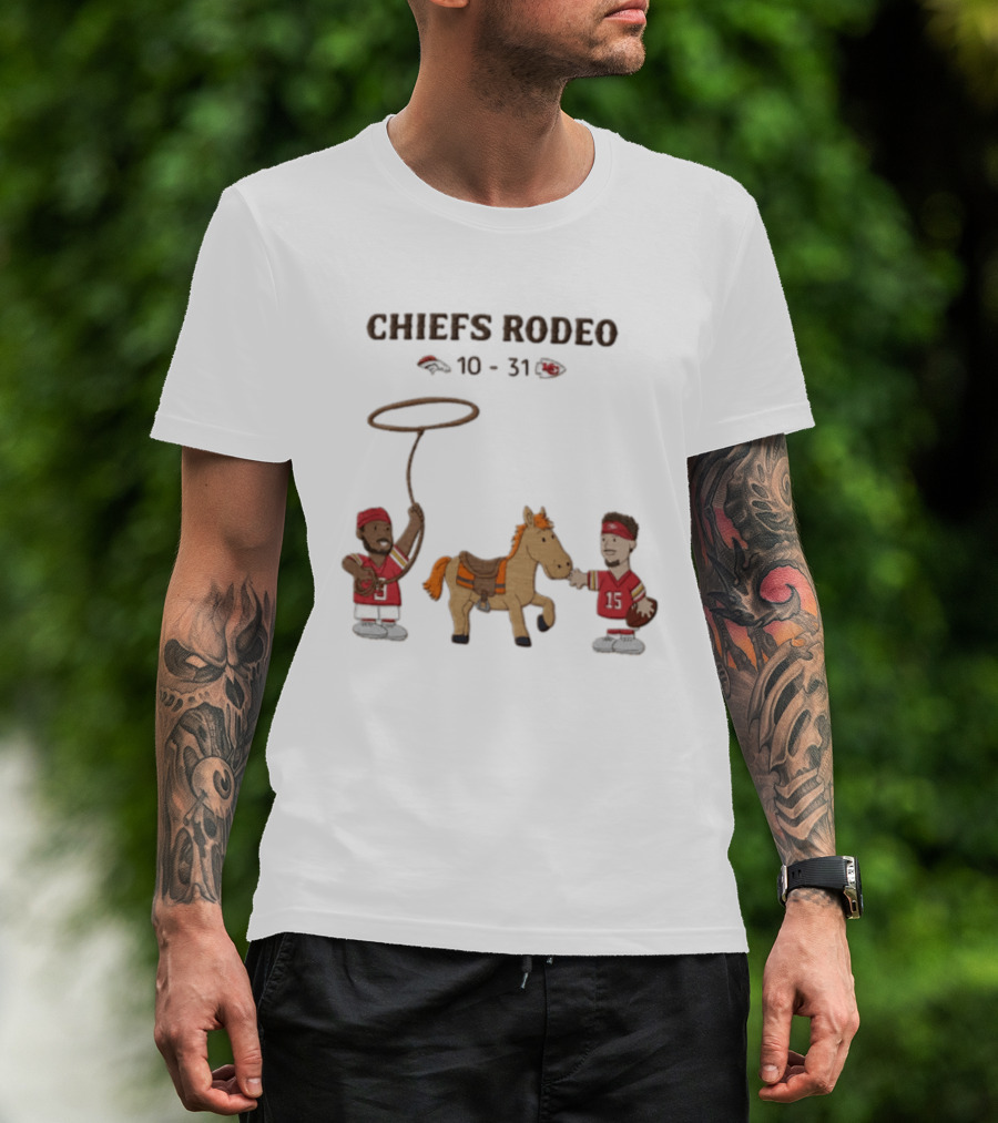 Patrick Mahomes Travis Kelce Chiefs Rodeo 10 31 Broncos T-Shirt