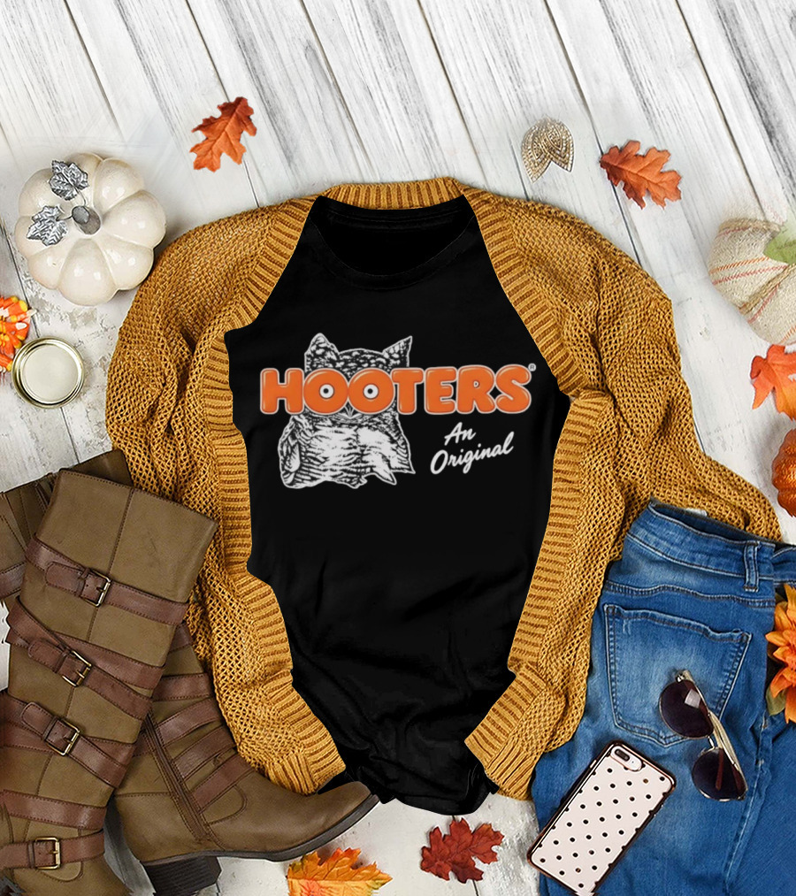 Hooters Owl An Original Restaurant Brand T-Shirt