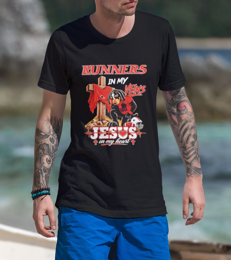 UTSA Roadrunners Runners In My Veins Jesus In My Heart Football Faith T-Shirt
