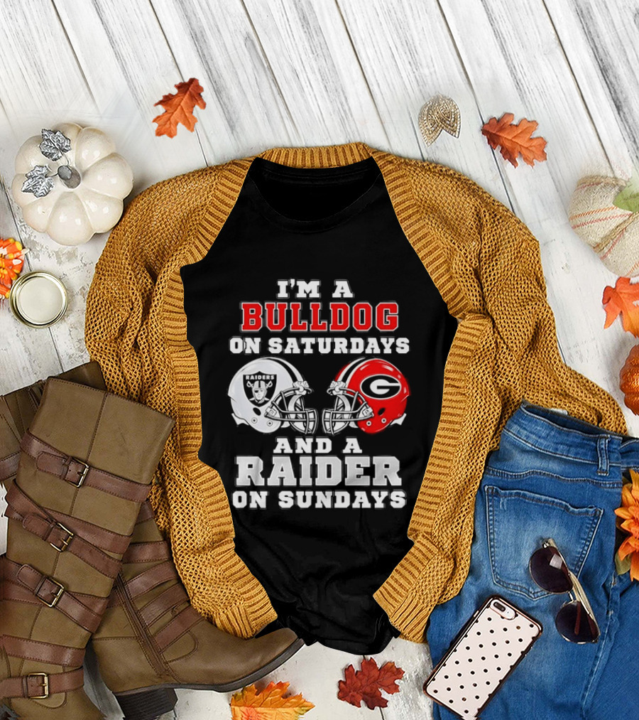 I'm A Bulldog On Saturdays And A Raider On Sundays Georgia Bulldogs Las Vegas Raiders Football Fan Helmets T-Shirt