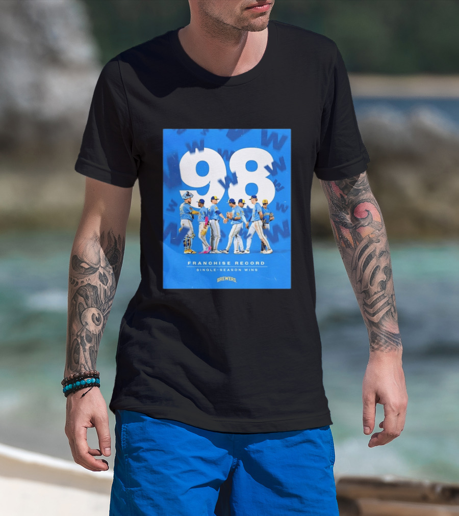 Milwaukee Brewers 98 Franchise Record Single Season Wins Team Celebration T-Shirt