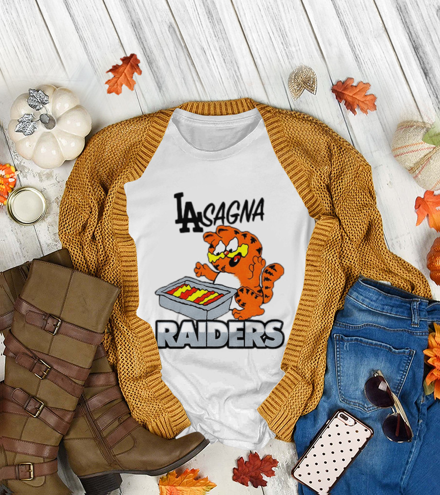 LA Lasagna Raiders Orange Cat Eating Lasagna Sports Rivalry T-Shirt