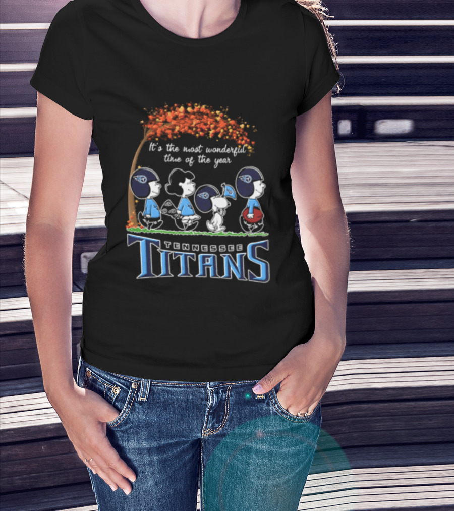 Tennessee Titans Charlie Brown Snoopy It's The Most Wonderful Time Of The Year T-Shirt