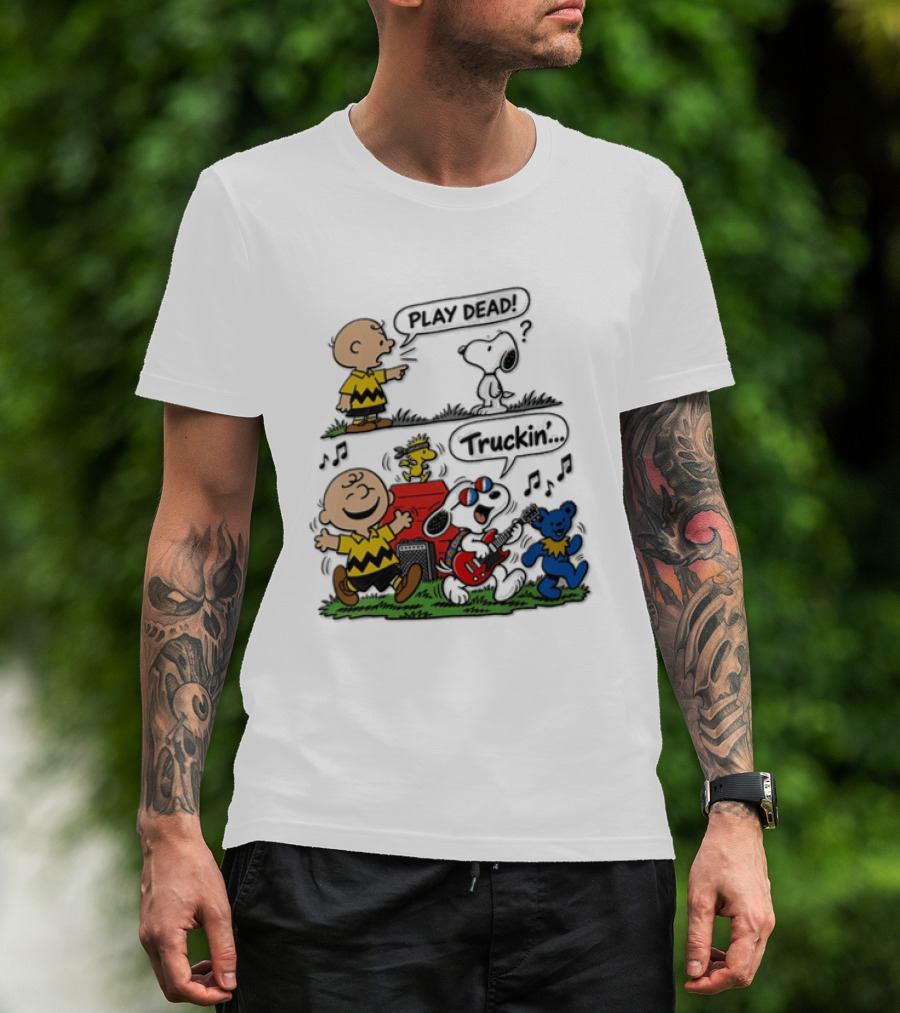 Charlie Brown Snoopy Grateful Dead Play Dead Truckin Dancing Characters T-Shirt