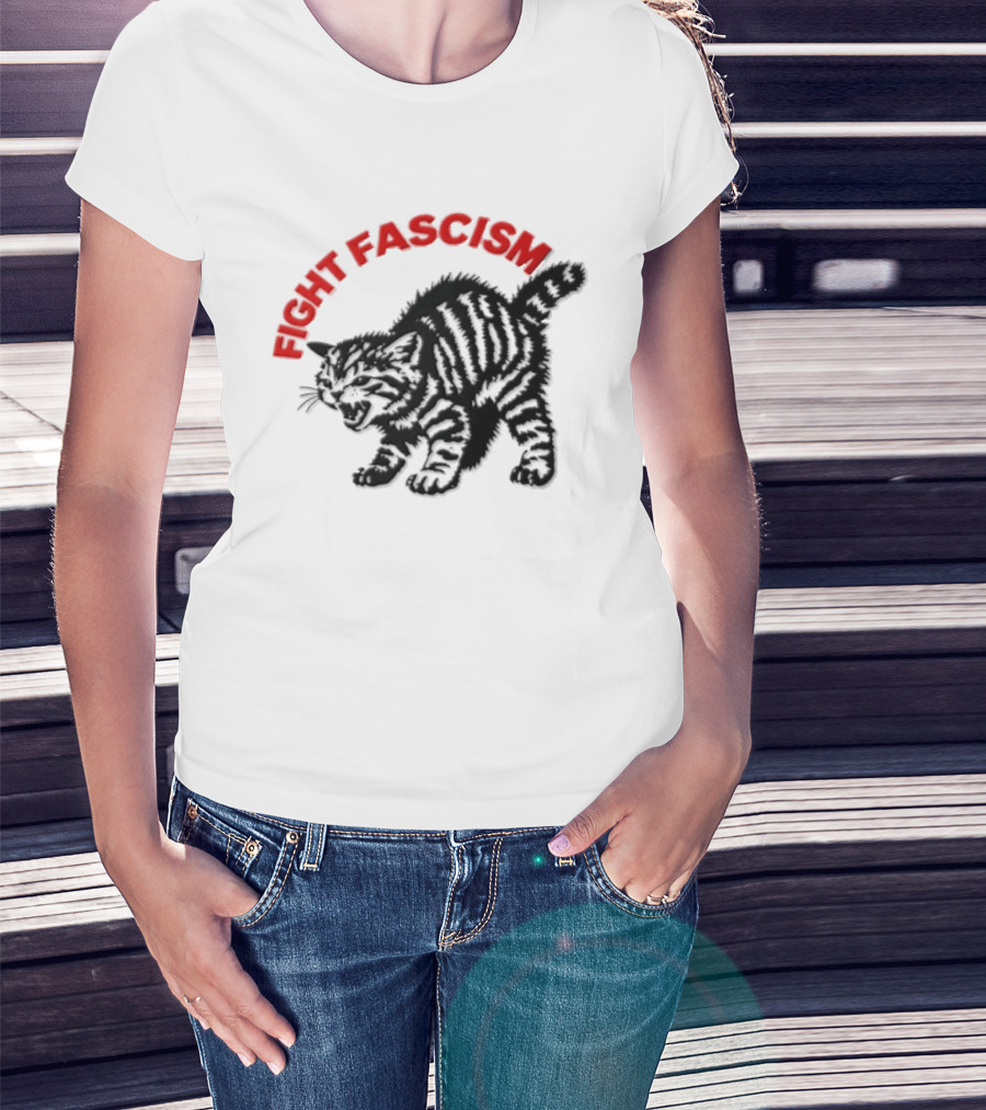 Hissing Striped Kitten Fight Fascism Arched T-Shirt