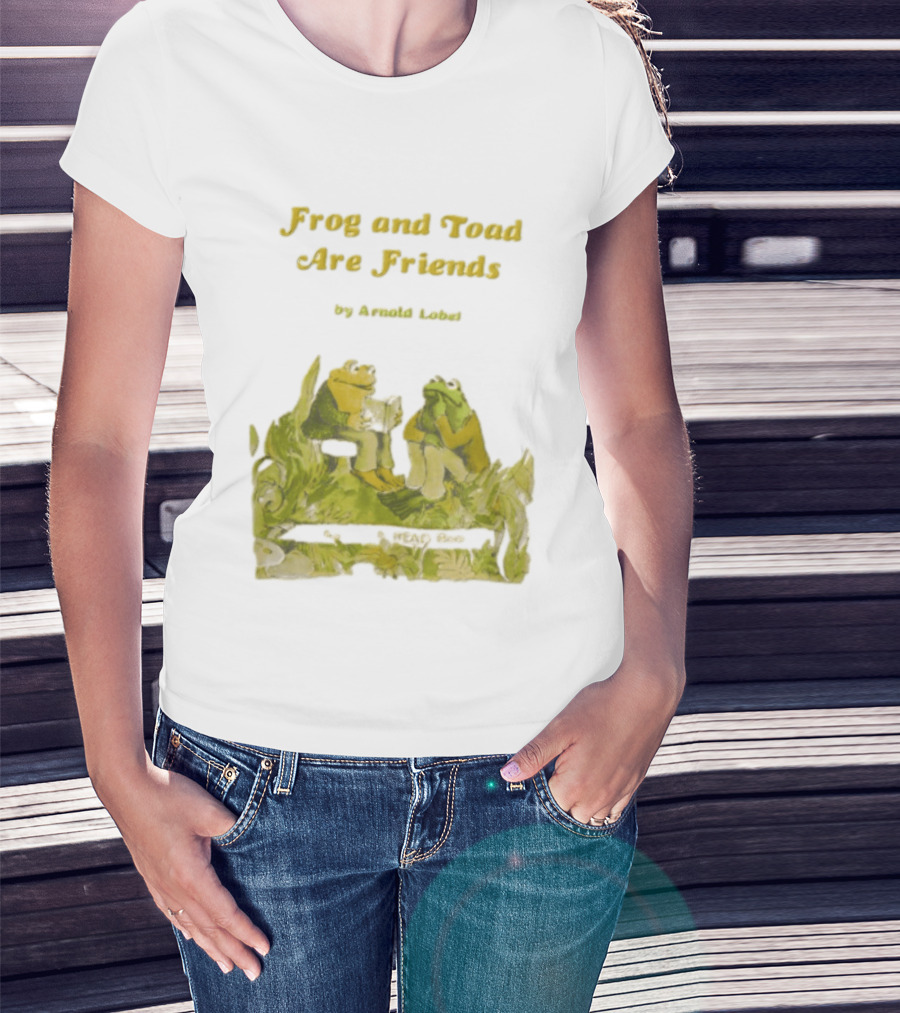 Frog And Toad Are Friends By Arnold Lobel Book Cover T-Shirt