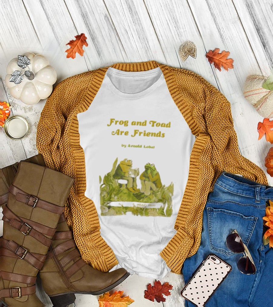Frog And Toad Are Friends By Arnold Lobel Book Cover T-Shirt