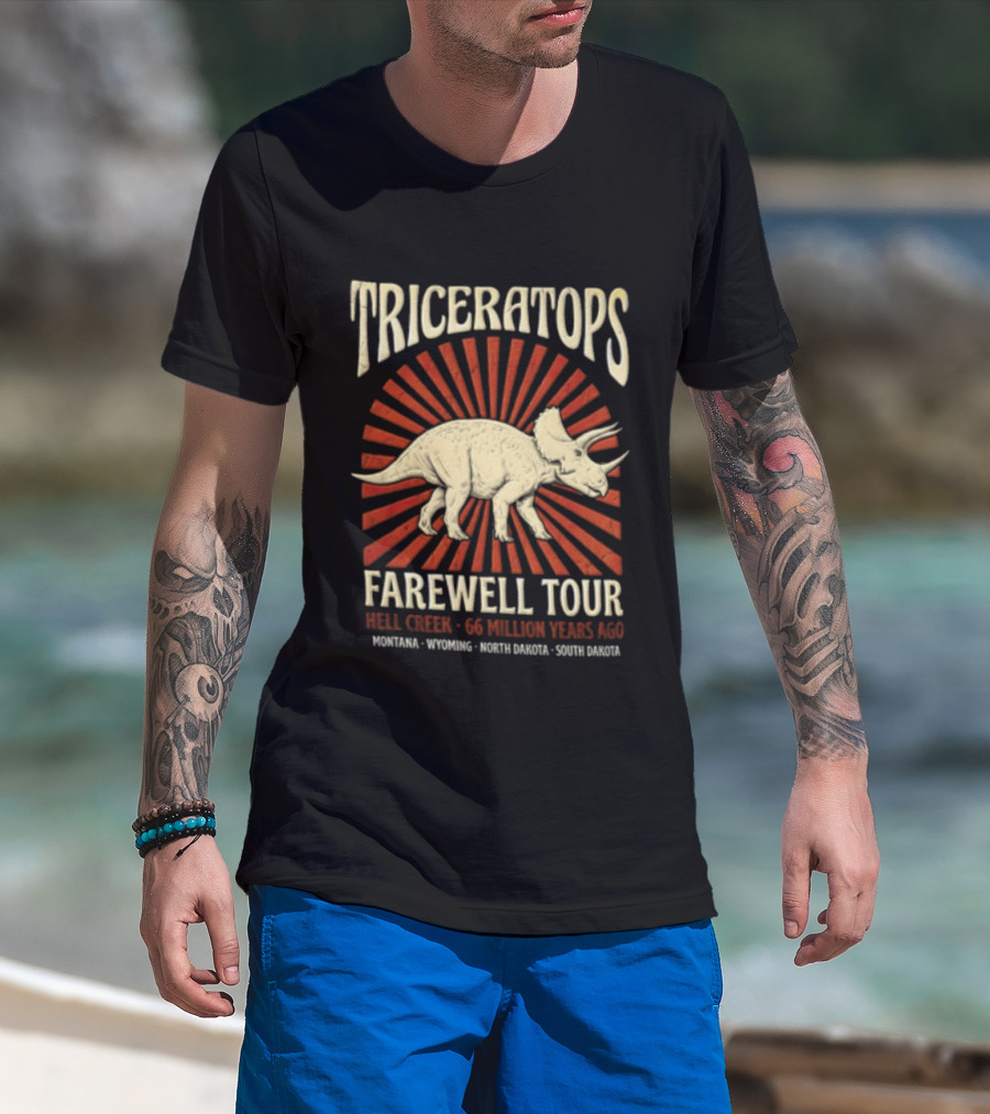 Triceratops Farewell Tour Hell Creek 66 Million Years Ago Wyoming Montana North Dakota South Dakota Sunburst T-Shirt