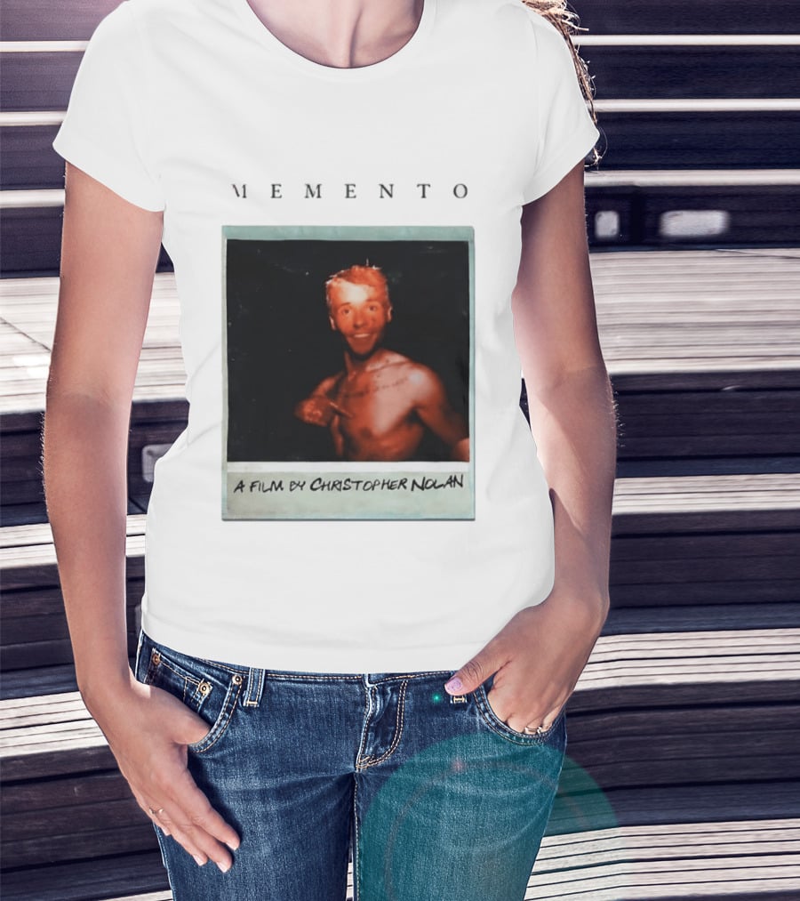 Memento A Film By Christopher Nolan Guy Pearce Polaroid Image T-Shirt
