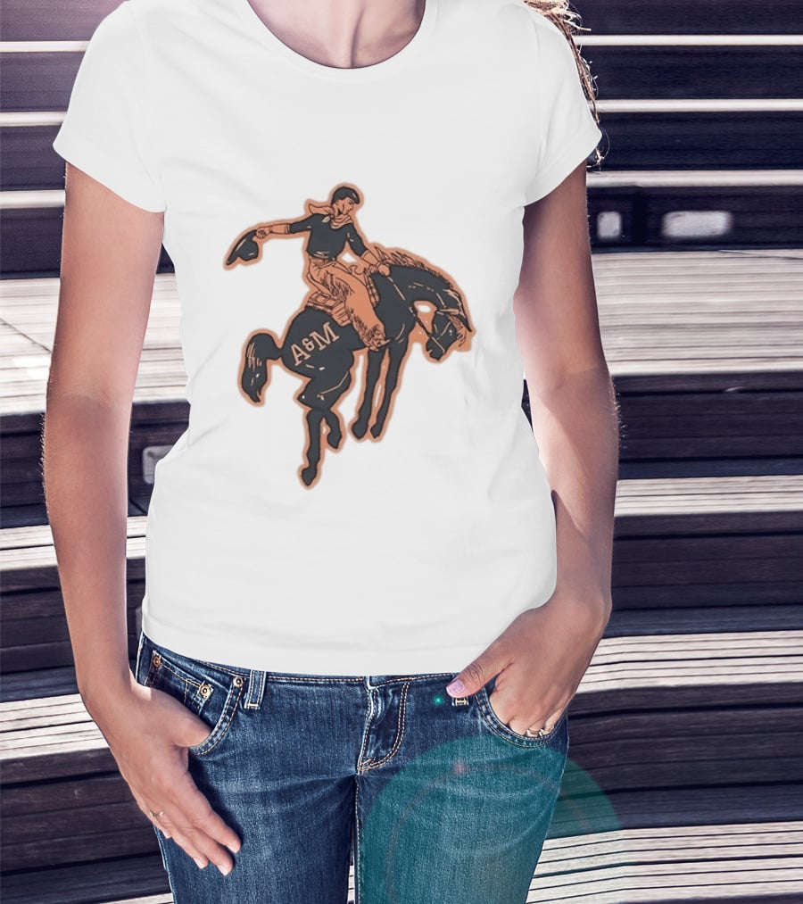 Texas A&M Aggies College Station Vintage Cowboy Riding A&M Horse T-Shirt