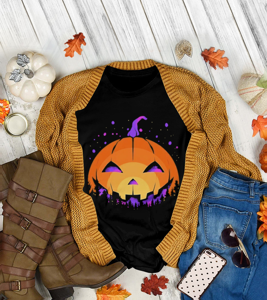 Spooky Jack O' Lantern Vibrant Halloween Vibes T-Shirt
