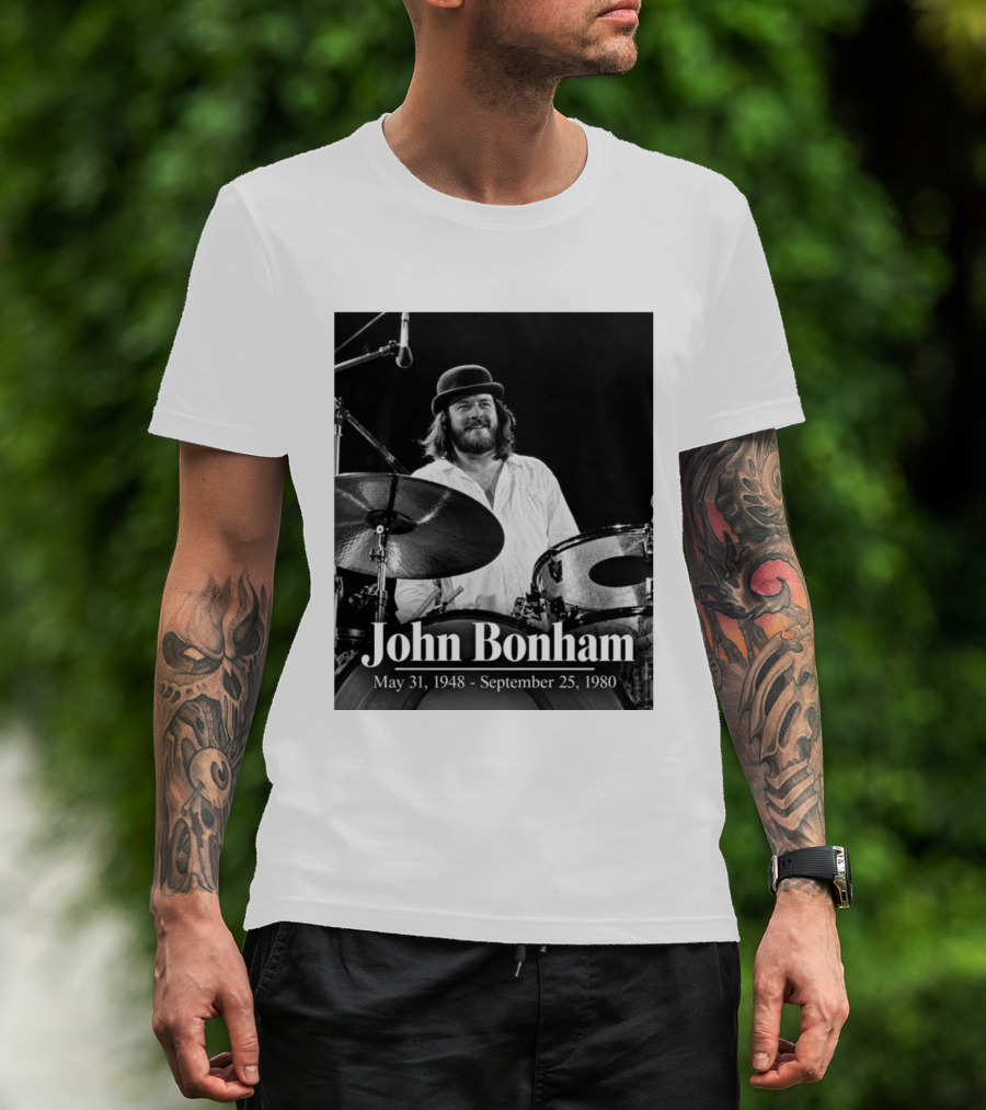John Bonham May 31 1948 September 25 1980 Drummer Tribute Black And White Photo T-Shirt