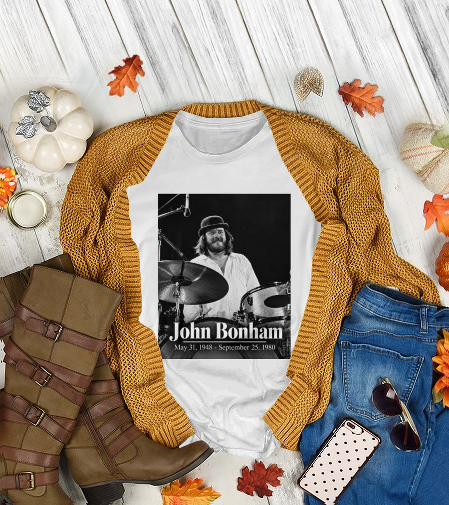 John Bonham May 31 1948 September 25 1980 Drummer Tribute Black And White Photo T-Shirt