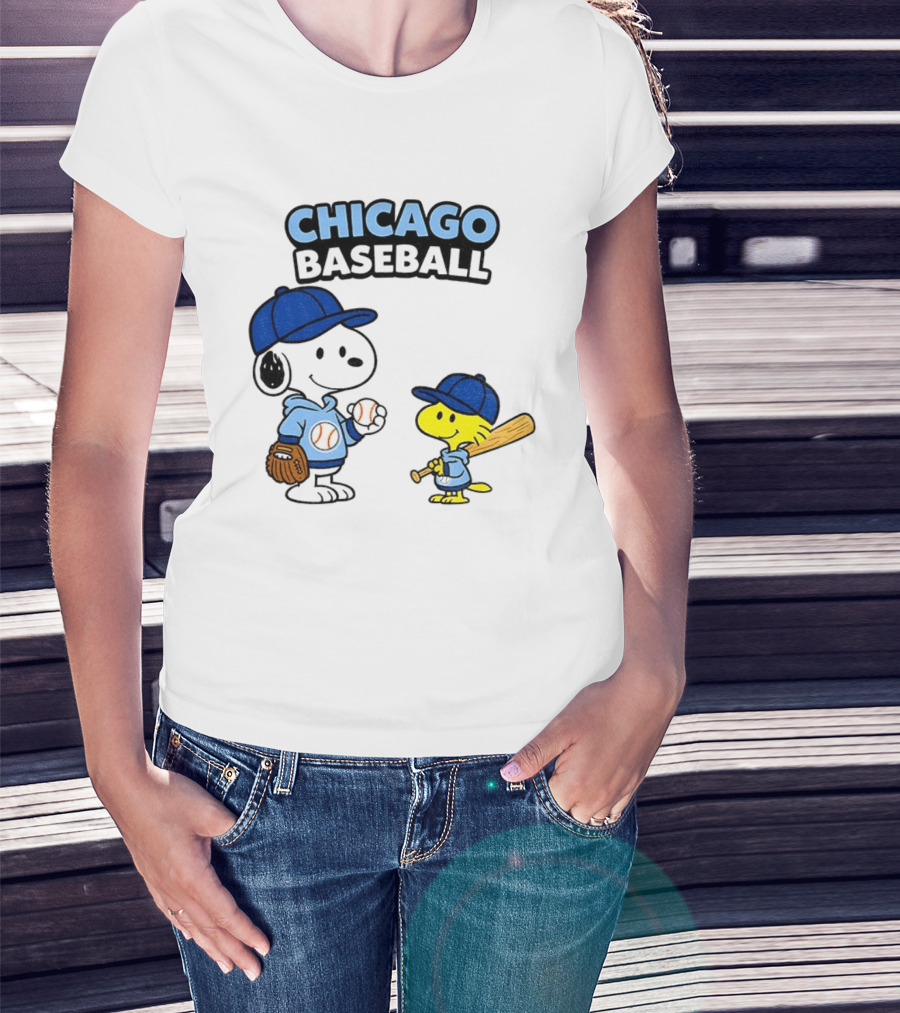 Chicago Cubs Baseball Snoopy Woodstock Peanuts Cartoon MLB T-Shirt