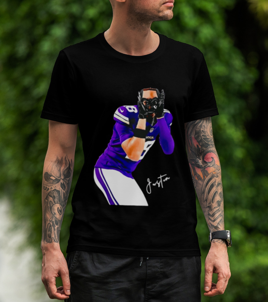 Justin Jefferson Signature Minnesota Vikings Football Player Pose T-Shirt