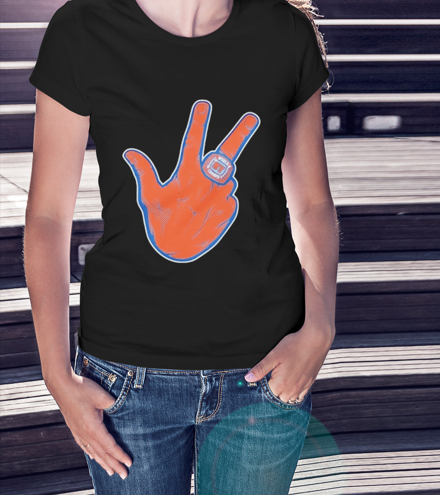 New York Knicks World Champs Victory Hand Sign With Ring NY Sports T-Shirt