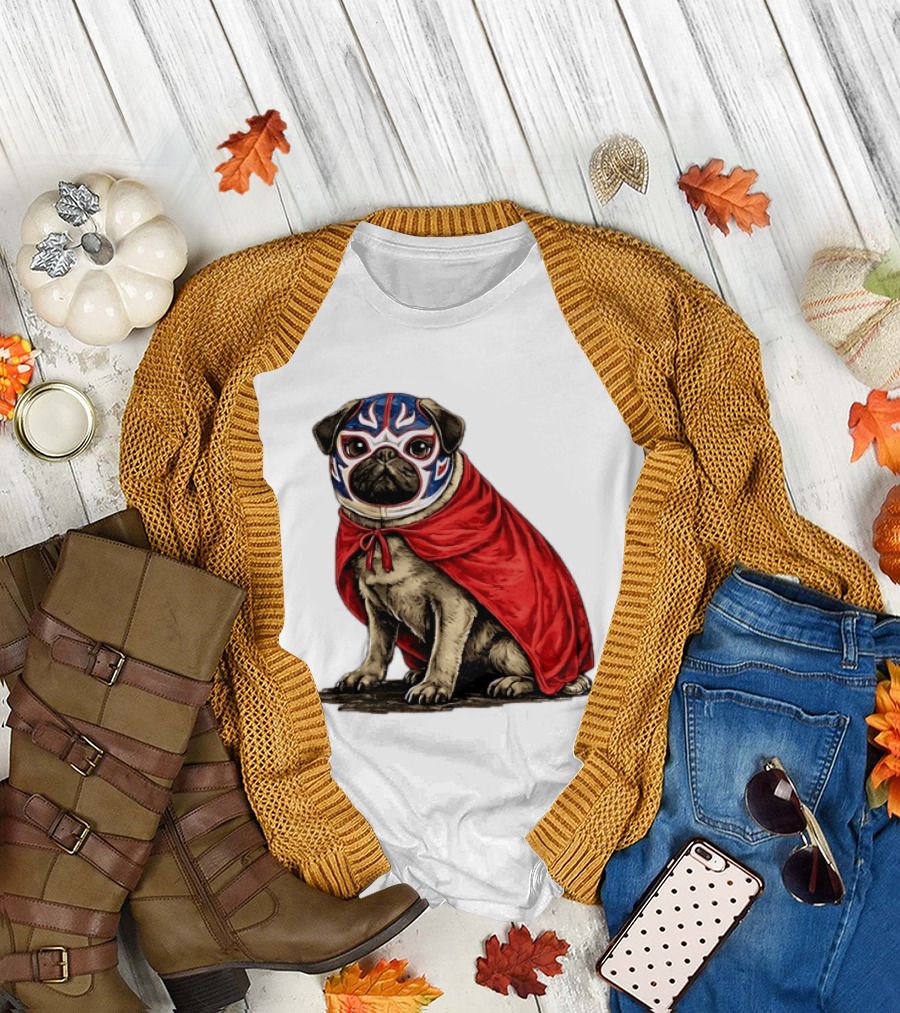 Lucha Libre Pug Red Cape Mexican Wrestling Dog Mask T-Shirt