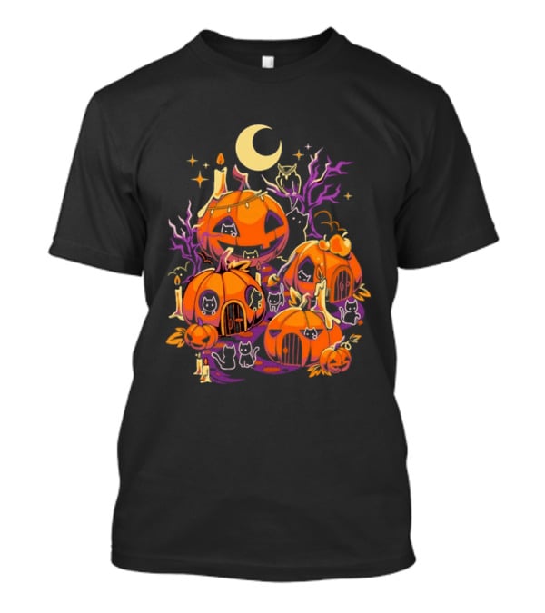 Pumpkin Halloween House Black Cat Crescent Moon Village T-Shirt