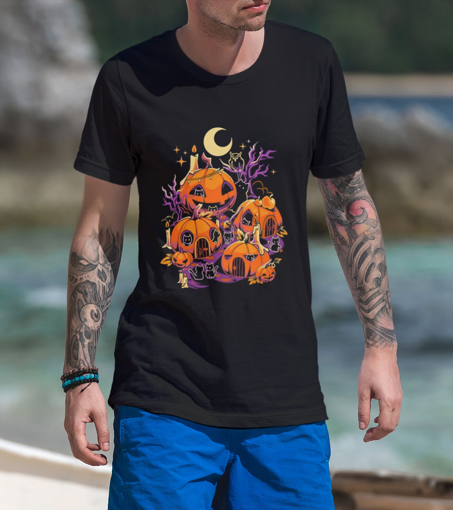 Pumpkin Halloween House Black Cat Crescent Moon Village T-Shirt
