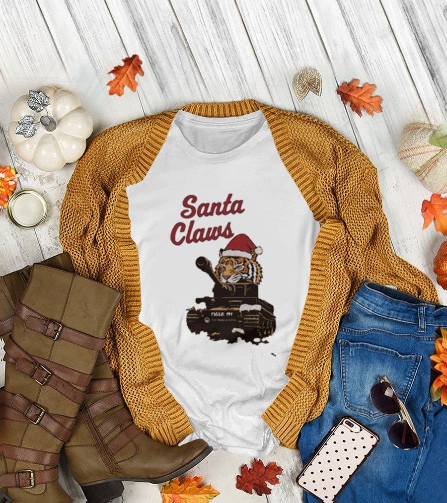 Santa Claws Tiger 131 Tank Museum Christmas T-Shirt
