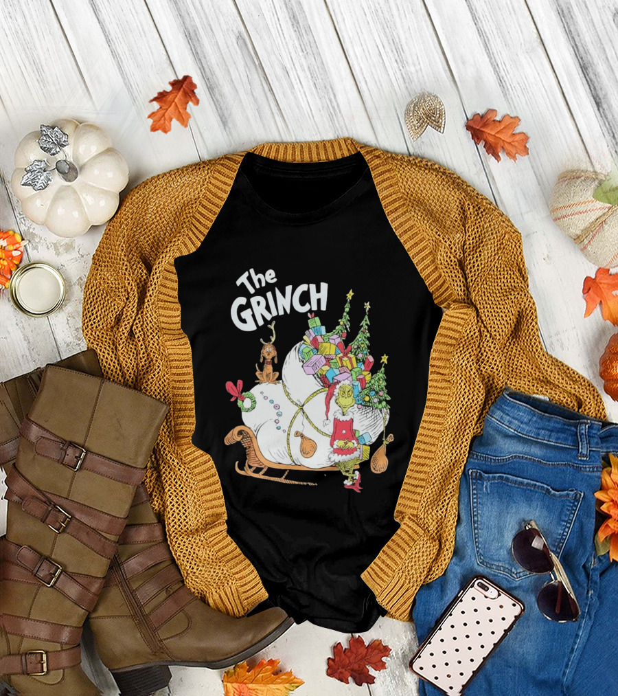 The Grinch Christmas Sleigh With Max And Presents T-Shirt