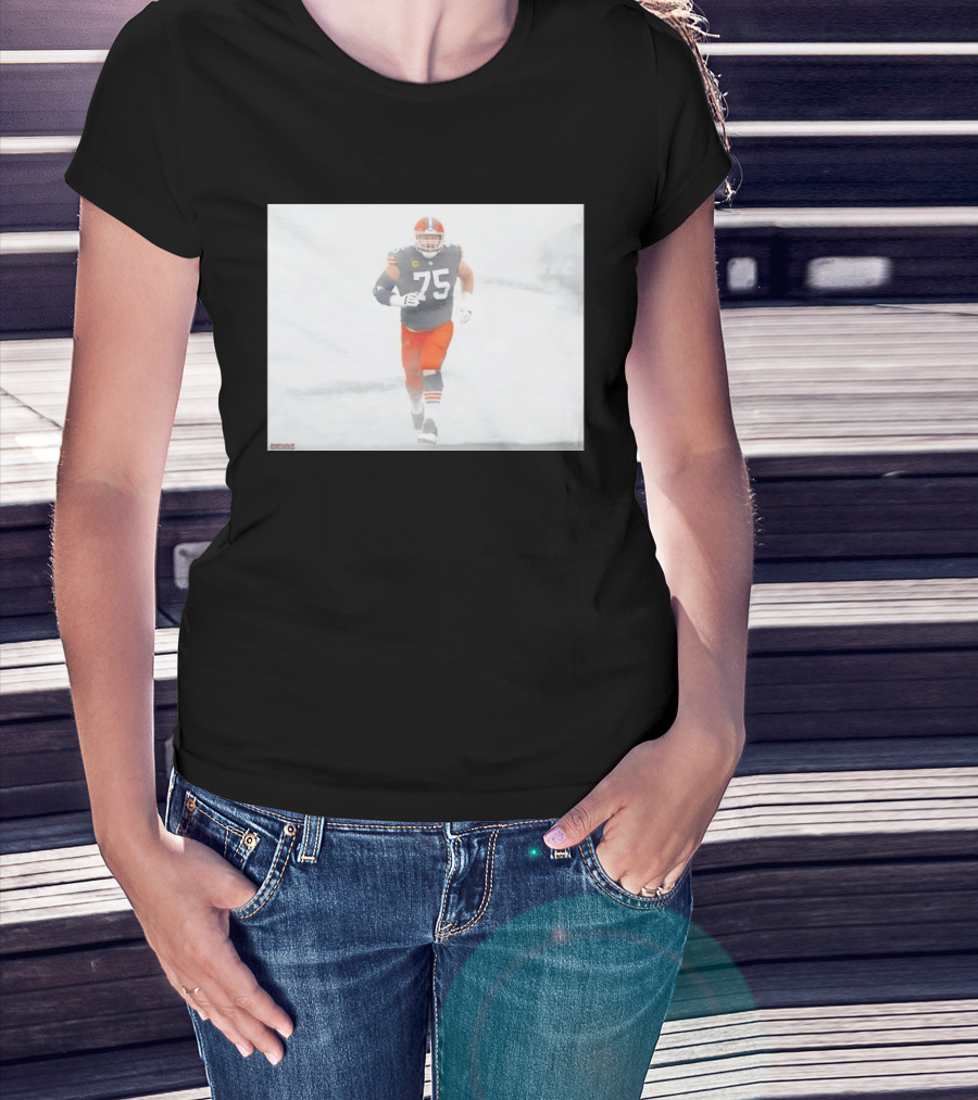 Joel Bitonio Cleveland Browns Number 75 Football Legends T-Shirt