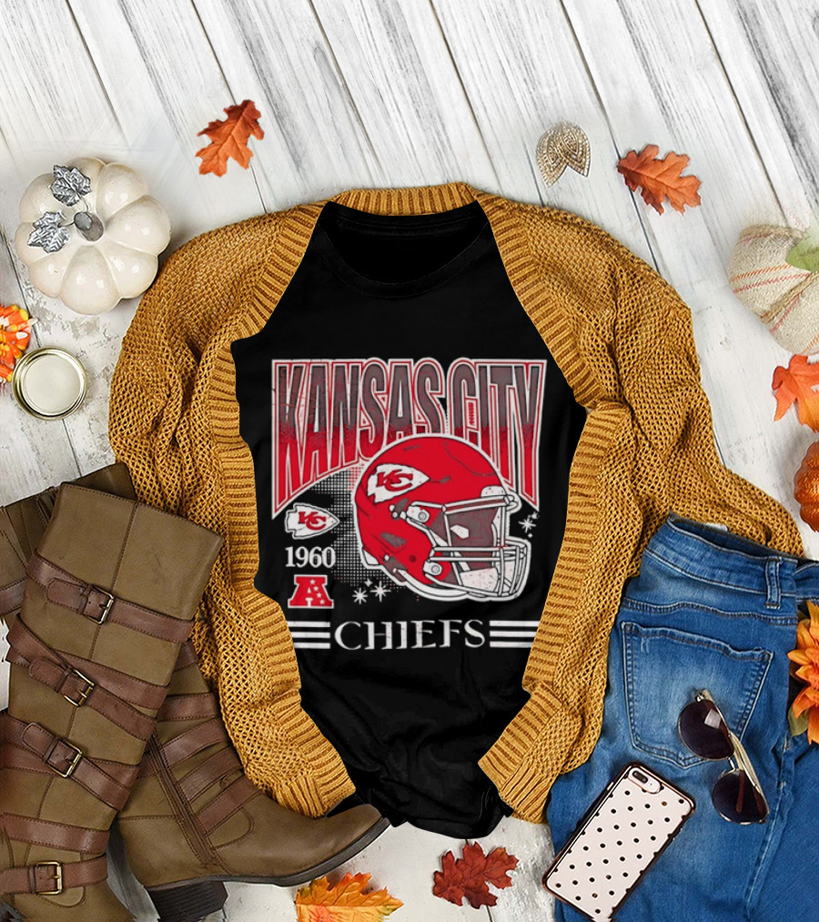 Kansas City Chiefs 1960 Red Helmet Distressed AFC T-Shirt